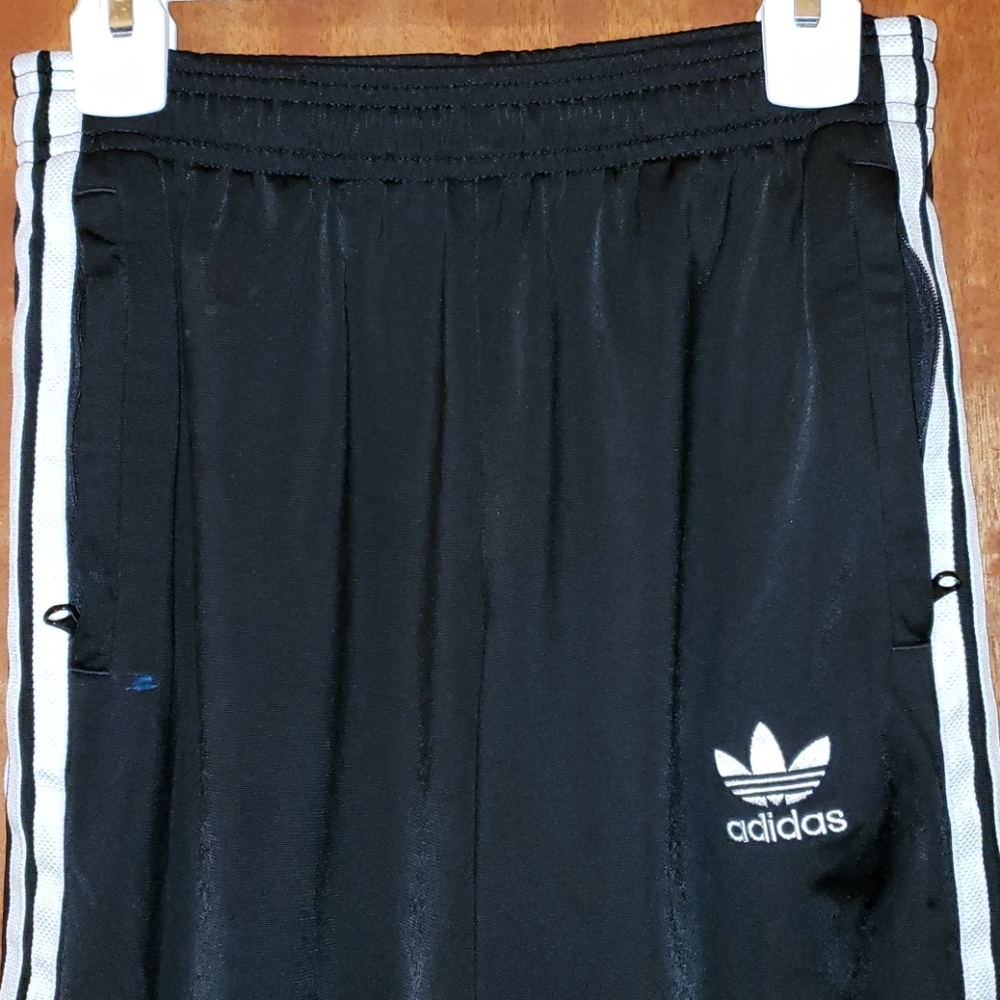 CLASSIC 3 STRIPES ADIDAS JOGGERS - Picture 2 of 9